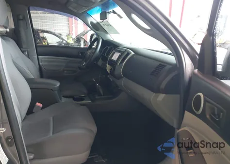 2015 Toyota Tacoma Base V6 из США, поврежденный, VIN 5TFLU4EN9FX133854